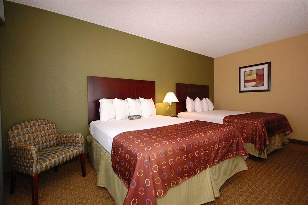 Best Western Airport Inn & Suites Cleveland Brook Park Kültér fotó